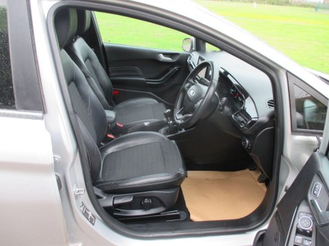 Ford Fiesta 1.0T EcoBoost Titanium X Euro 6 (s/s) 5dr 19