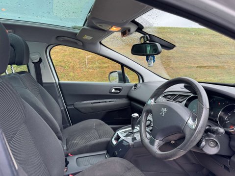 Peugeot 5008 1.6 5008 Allure e-HDi Semi-Auto 5dr 4