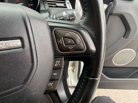 Land Rover Range Rover Evoque 2.2 Range Rover Evoque Pure Tech SD4 4WD 5dr 34