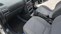 Vauxhall Astra 1.4i 16v Enjoy Hatchback 5dr Petrol Manual (167 g/km, 89 bhp) 31