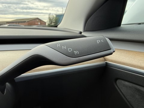 Tesla Model 3 Saloon 4dr Electric Auto RWD (241 bhp) 35