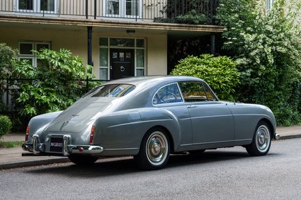 Bentley S1 Continental Fastback 3