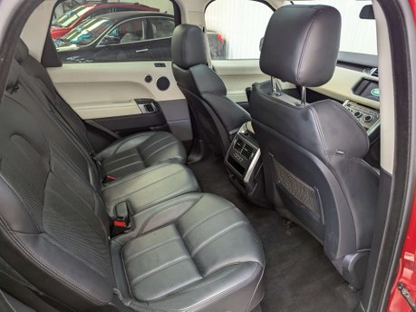 Land Rover Range Rover Sport 3.0 Range Rover Sport HSE Dynamic SDV6 Auto 4WD 5dr 53