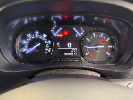 Vauxhall Vivaro 2.0 Vivaro 3100 Dynamic S/S 13