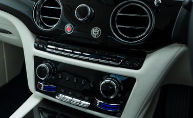 Rolls-Royce Spectre 22