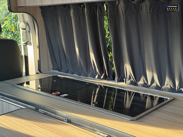 Volkswagen Transporter Camper|Highline|4 Belt|4 Berth|Kitchen|Pop Top|Euro 6|Vanlux 10
