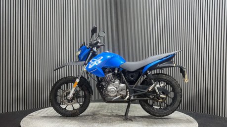 Lexmoto Assault 2016 SPARES OR REPAIR 125CC NAKED SCRAMBLER BIKE 4