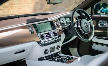 Rolls-Royce Wraith - 'Inspired by British Music' 14