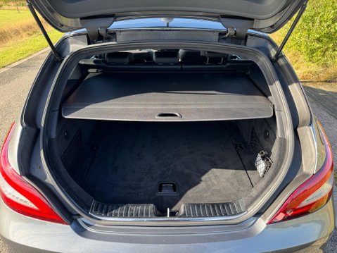 Mercedes-Benz CLS 3.0 CLS350d V6 AMG Line (Premium) Shooting Brake G-Tronic+ Euro 6 (s/s) 5dr 52