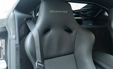 Mercedes-Benz AMG GT R PRO 12