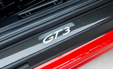Porsche 911 GT3 (991.2) 20