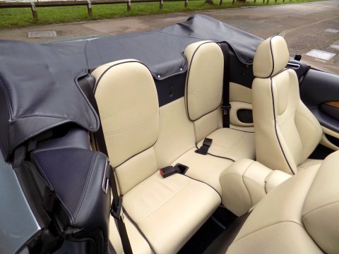 Aston Martin DB7 VANTAGE VOLANTE V12 AUTOMATIC 11