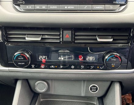 Nissan Qashqai 1.3 Qashqai Acenta Premium DiG-T MHEV 5dr 52