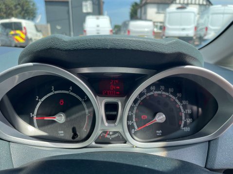 Ford Fiesta 1.4 Fiesta Zetec 96 5dr 21