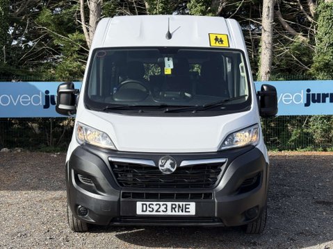 Vauxhall Movano 2.2 CDTi 3500 BiTurbo 15-seat Minibus 5dr Diesel Manual FWD L2 H2 Euro 6 (s 12