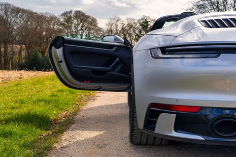 Porsche 911 3.0 911 Carrera S Auto 2dr 8