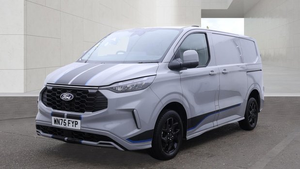 Ford Transit Custom AUTO SWB L1H1 Low Roof Sport 320 Air Con Alloys Sensors Cam EURO 6 1