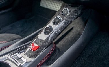 Ferrari F12 Berlinetta 19