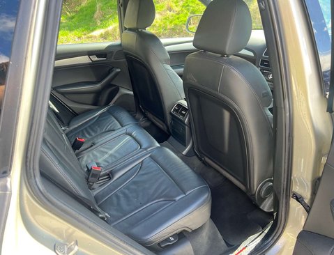 Audi Q5 2.0 Q5 S Line TDI Quattro 4WD 5dr 15