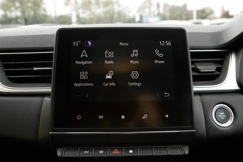 Renault Captur TECHNO E-TECH 22