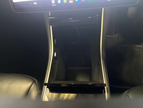 Tesla Model 3 Model 3 Standard Range + 4dr 18