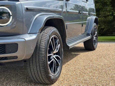 Mercedes-Benz G Series G 400 D 4MATIC AMG LINE PREMIUM PLUS 21
