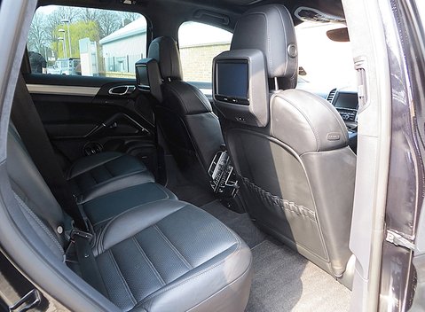 Porsche Cayenne Turbo Merdad 11