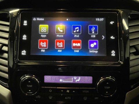 Mitsubishi L200 2.4 L200 Barbarian DI-D 4WD 16