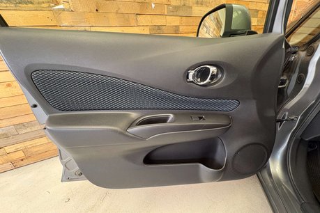 Nissan Note 1.6 16V Acenta Hatchback 5dr Petrol Auto Euro 4 (110 ps) 54