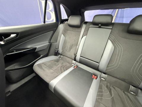 Volkswagen Id.4 Pro Performance 77kWh Style Edition SUV 5dr Electric Auto (204 ps) 26