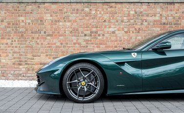 Ferrari F12 Berlinetta 28