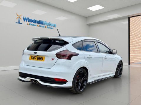 Ford Focus 2.0 TDCi ST-3 Euro 6 (s/s) 5dr 10