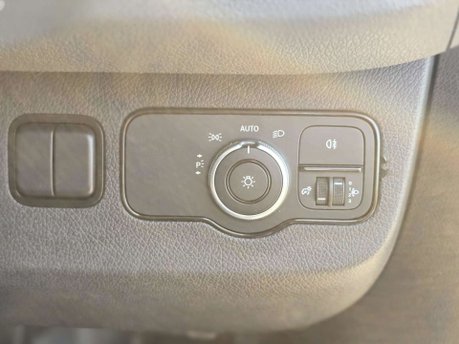 Mercedes-Benz Sprinter 2.1 316 CDI Panel Van 5dr Diesel Manual RWD L2 H2 Euro 6 (163 ps) 12