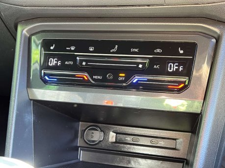 Volkswagen Tiguan 1.5 Tiguan R-Line TSi Semi-Auto 5dr 37