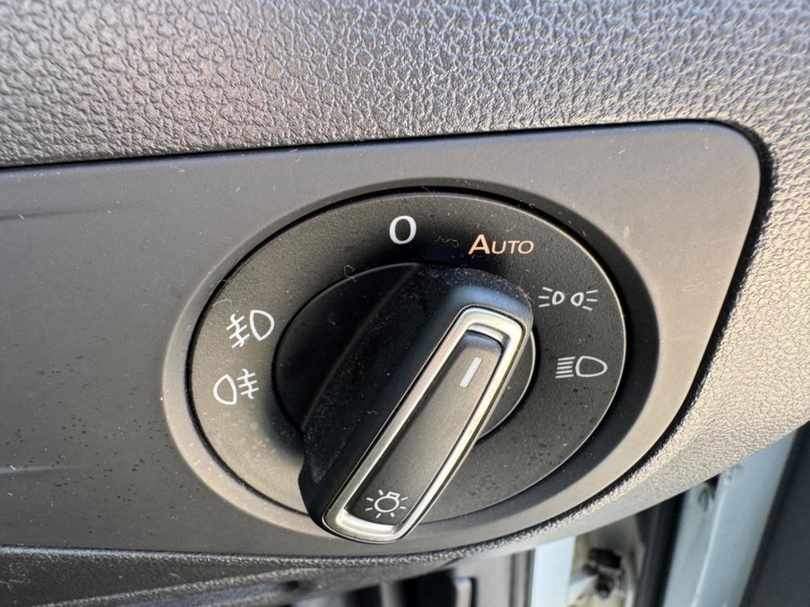 2017 Volkswagen Tiguan — image 33