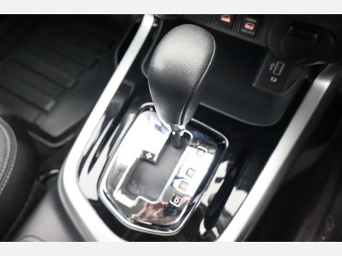 Nissan Navara 2.3 Navara Tekna dCi Auto 4WD 5dr 3