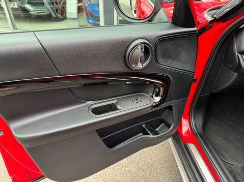 Mini Countryman COOPER D CLASSIC 27