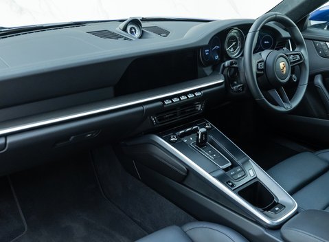 Porsche 911 Turbo S (992) 17