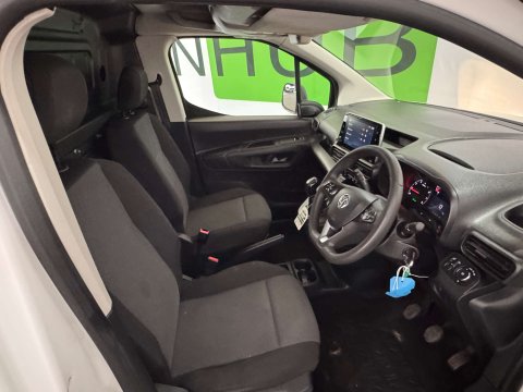 Vauxhall Combo 1.5 Combo 2300 Sportive S/S 2