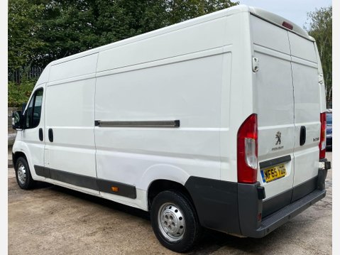 Peugeot Boxer 2.2 HDi 335 Professional Panel Van 5dr Diesel Manual L3 H2 Euro 5 (130 ps) 14
