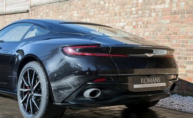 Aston Martin DB11 Launch Edition 22