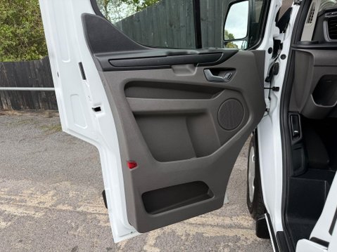 Ford Transit Custom 300 TREND P/V ECOBLUE 15