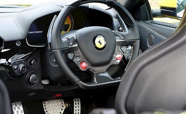 Ferrari F12 Berlinetta 27