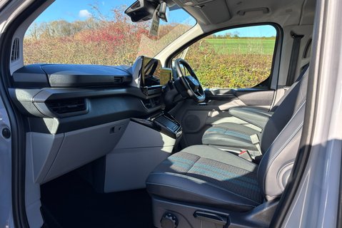 Ford Transit Custom 320 Sport L2H1 Duratec 11.8 kWh PHEV Dciv 16