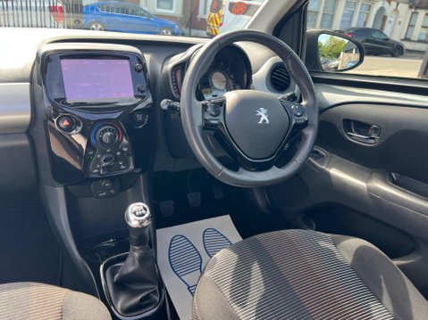 Peugeot 108 1.2 VTi PureTech Allure Top! Euro 5 5dr 27