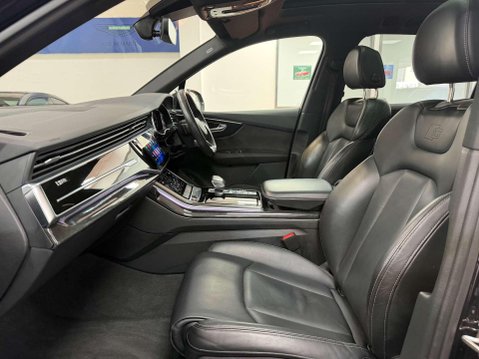 Audi Q7 3.0 TDI V6 45 Black Edition SUV 5dr Diesel Tiptronic quattro Euro 6 (s/s) ( 31