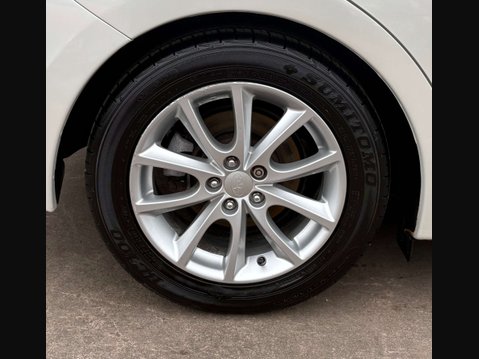 Subaru Impreza 1.6 Impreza i RC Symmetrical AWD 4WD 5dr 63
