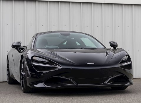 McLaren 720S Performance 1