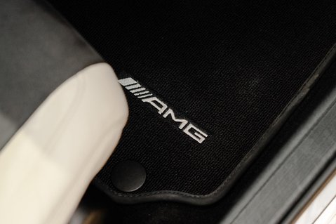Mercedes-Benz C Class 6.3 C63 V8 AMG Edition 507 SpdS MCT Euro 5 2dr 36