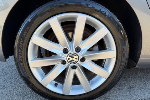 Volkswagen Golf GT TDI DSG - INCREDIBLE HISTORY WITH 14 SERVICES RECORDED 44